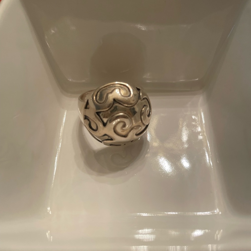 SILPADA Embossed Scroll Design Dome